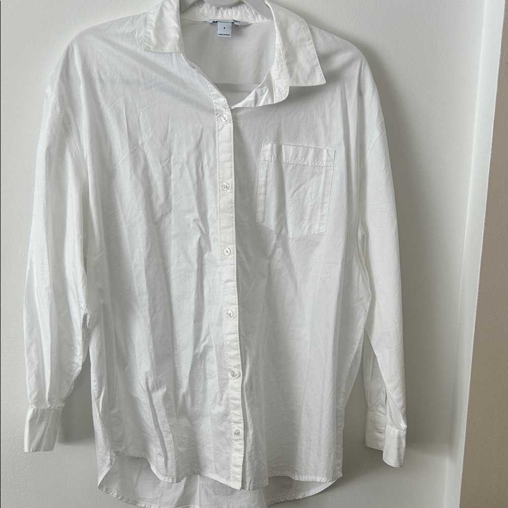 Old Navy Women’s White Button Down Shirt